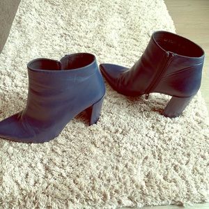Stuart Weitzman Leather Navy Booties-Size 8